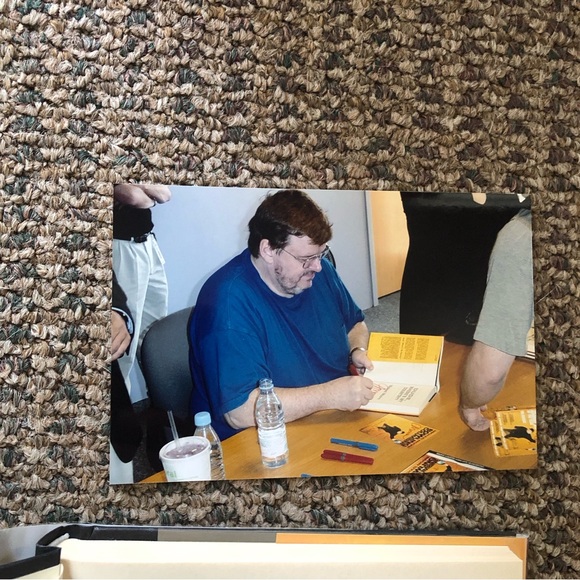SIGNED COPY Michael Moore’s Dude Where’s My Country ? Autographed Hardcover Book - Picture 4 of 8